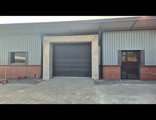 457M² WAREHOUSE TO LET IN RIVERSIDE PARK
